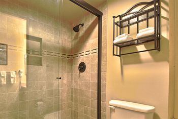 Lichenhearth - Coraltree Collection Apartamento
